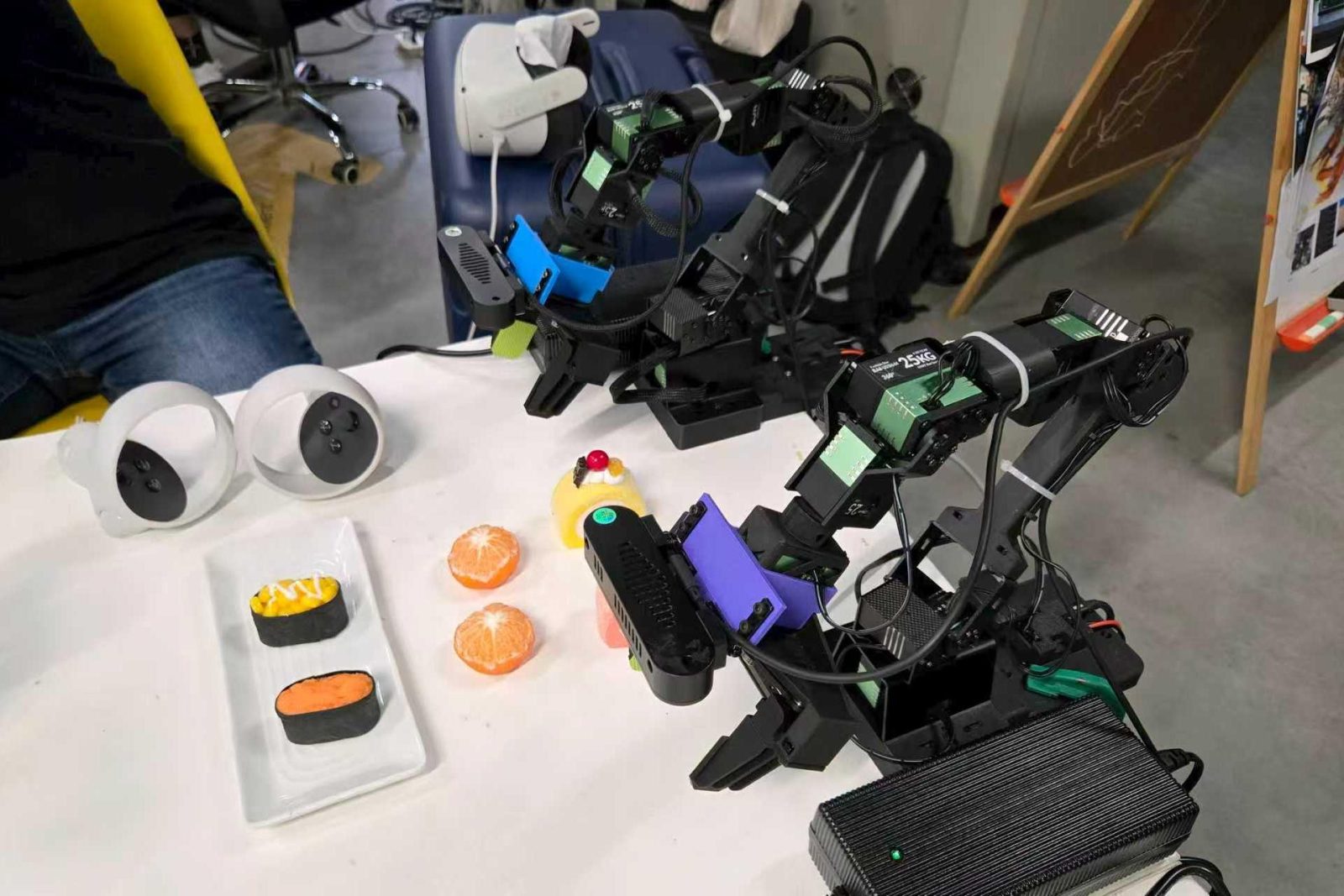 Fashionstar机械臂高精度表现闪耀具身智能黑客松